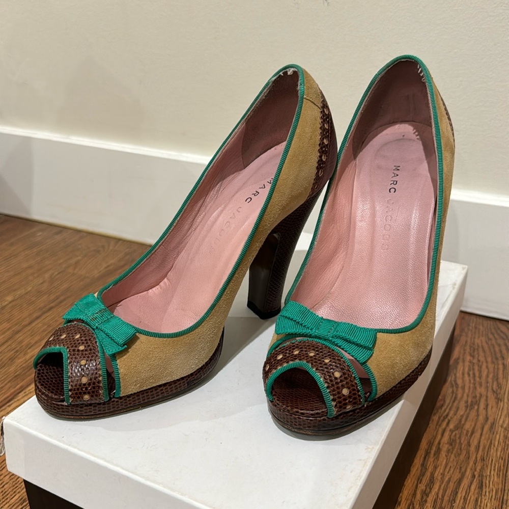 Marc Jacobs | 006-Med Beige | Size 36.5 | Suede Leather Peep Toe Heels